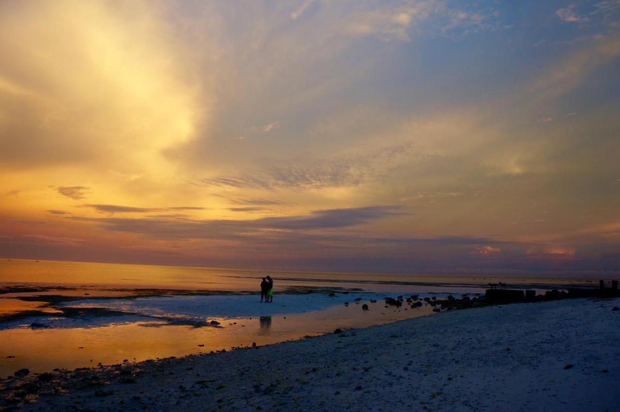 Sabas Beach And Campsite Siquijor Bagian luar foto